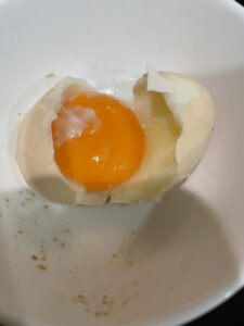 trứng gà lòng đào trứng gà lòng đào